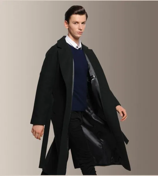 Men's long wool winter coat with closing matching belt