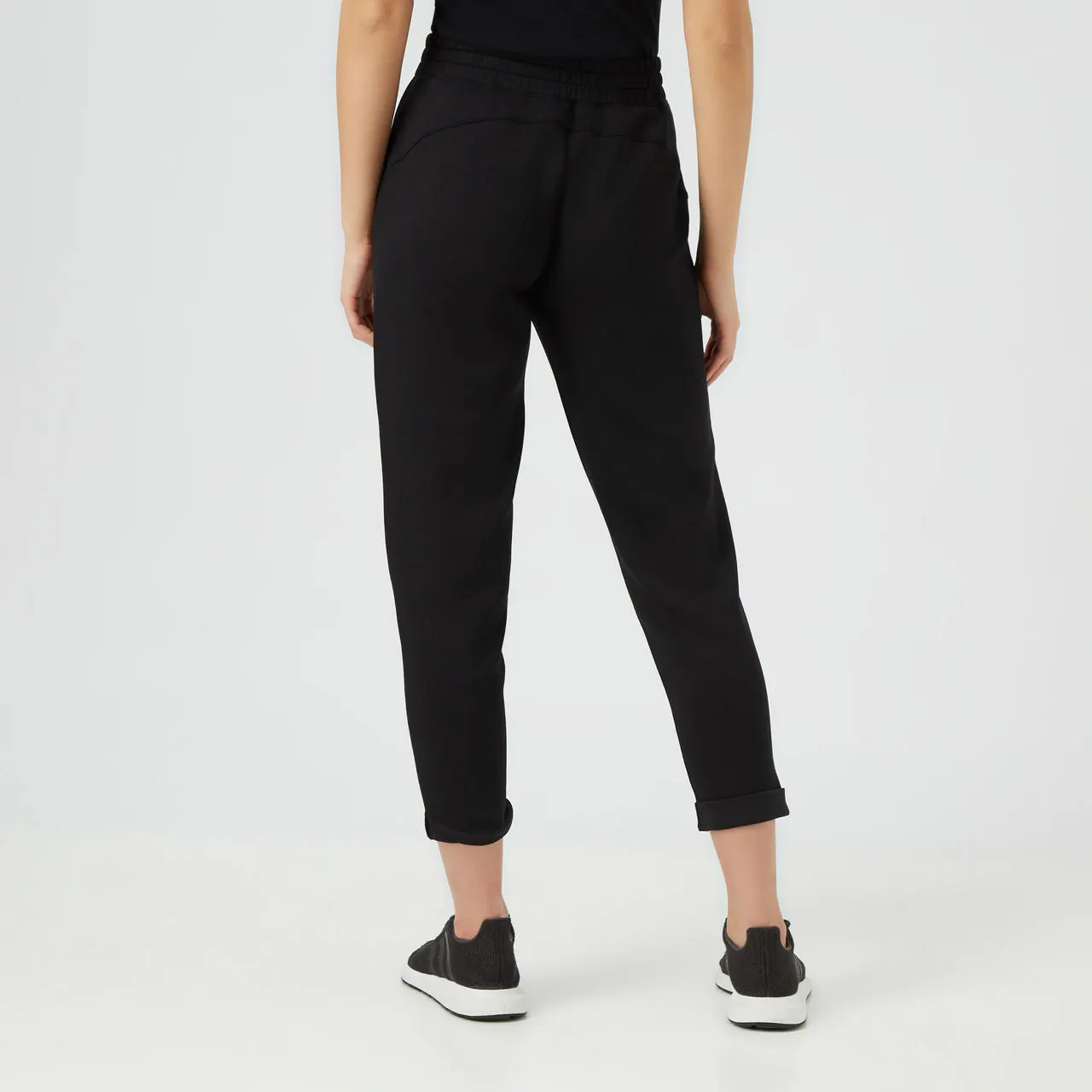 SPANX ACTIVE AirEssentials Tapered Sweatpants - Black