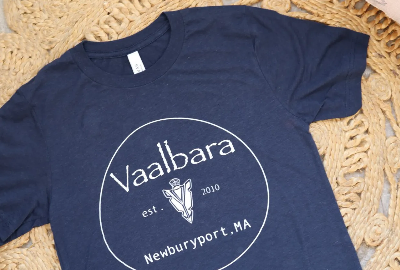 Vaalbara - Circle logo - Newburyport T-Shirt