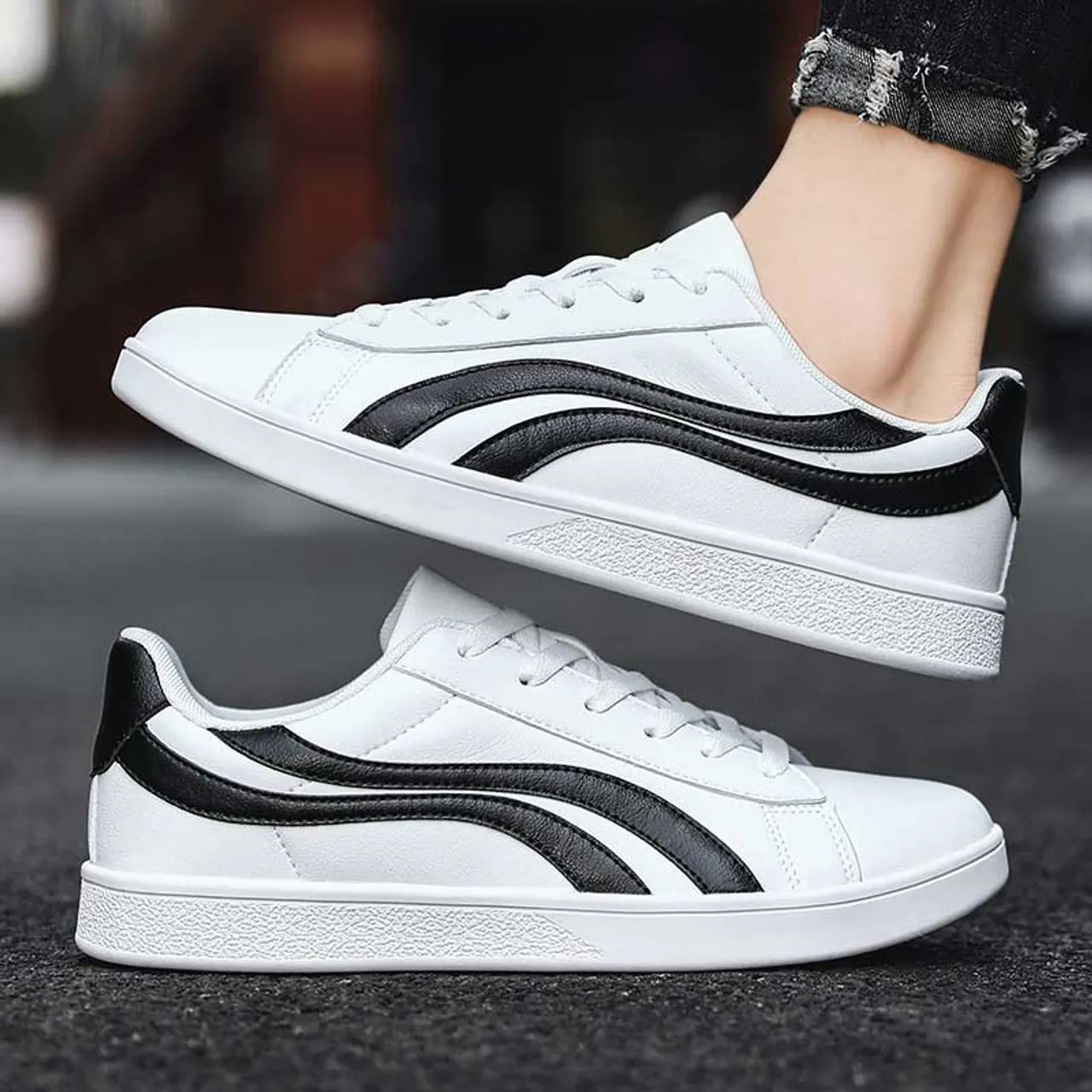 White black curved stripe casual shoe sneaker